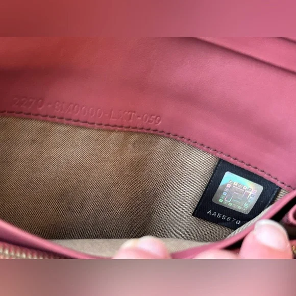 Authentic Fendi Zucchino Canvas Pink Leather Bifold Wallet - Picture 8 of 11